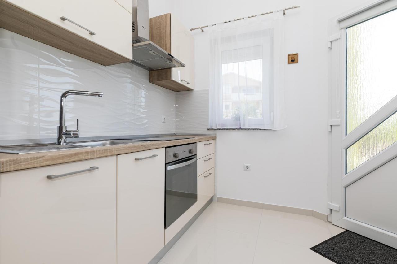 Apartments Jana Salatic Экстерьер фото