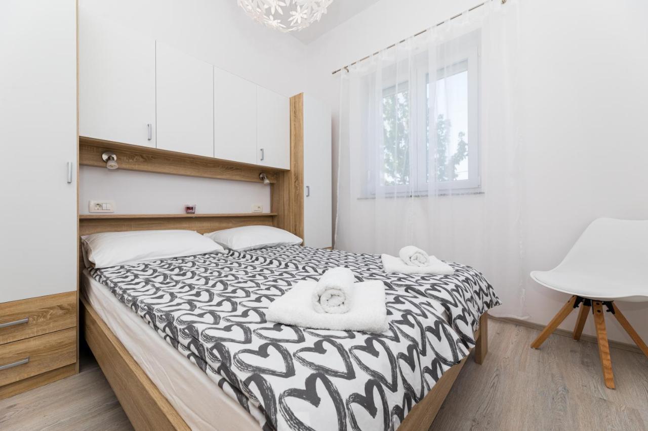 Apartments Jana Salatic Экстерьер фото